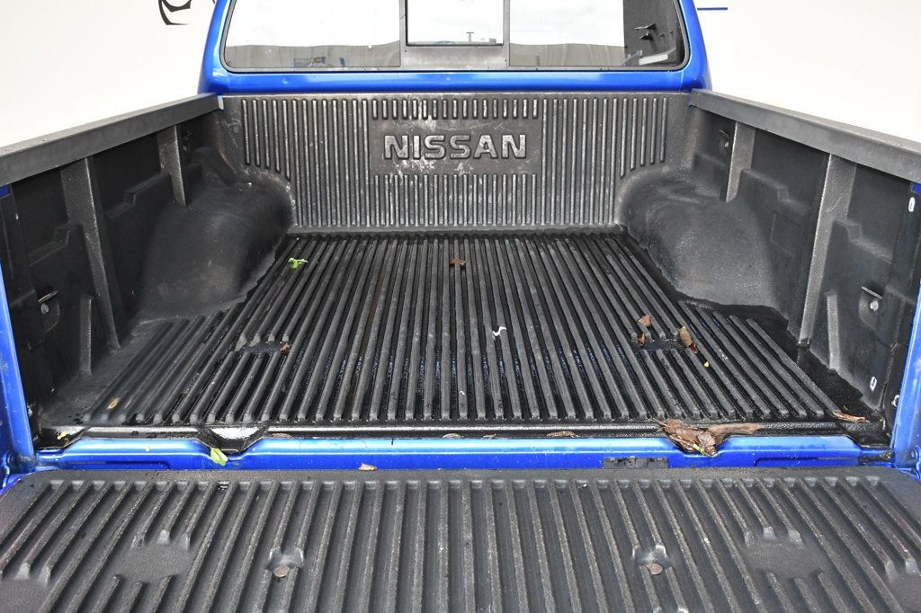 2015 Nissan Frontier 2WD Crew Cab SWB Automatic Desert Runner - 23011534 - 12