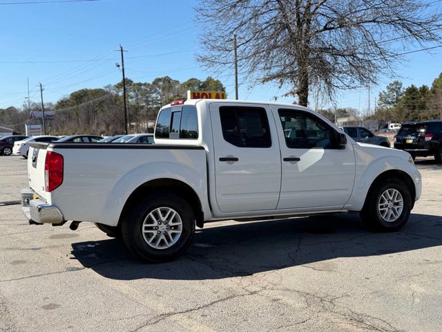 2015 Nissan Frontier 2WD Crew Cab SWB Automatic SV - 22985466 - 5