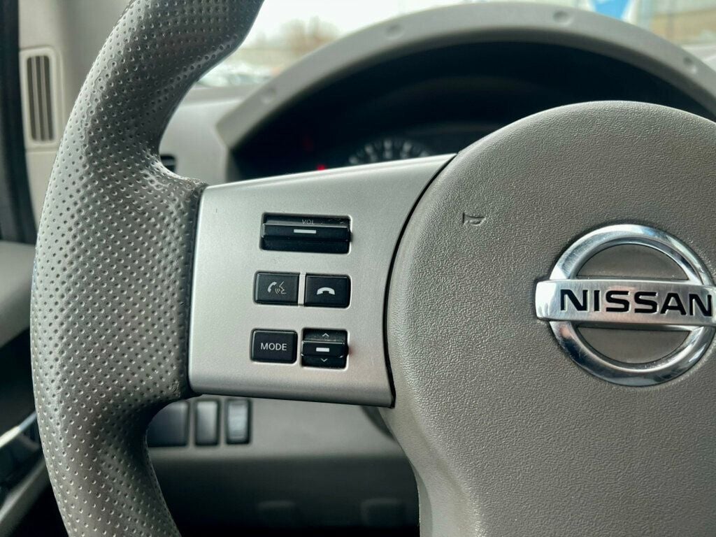 2015 Nissan Frontier 2WD King Cab I4 Automatic S - 22976920 - 14