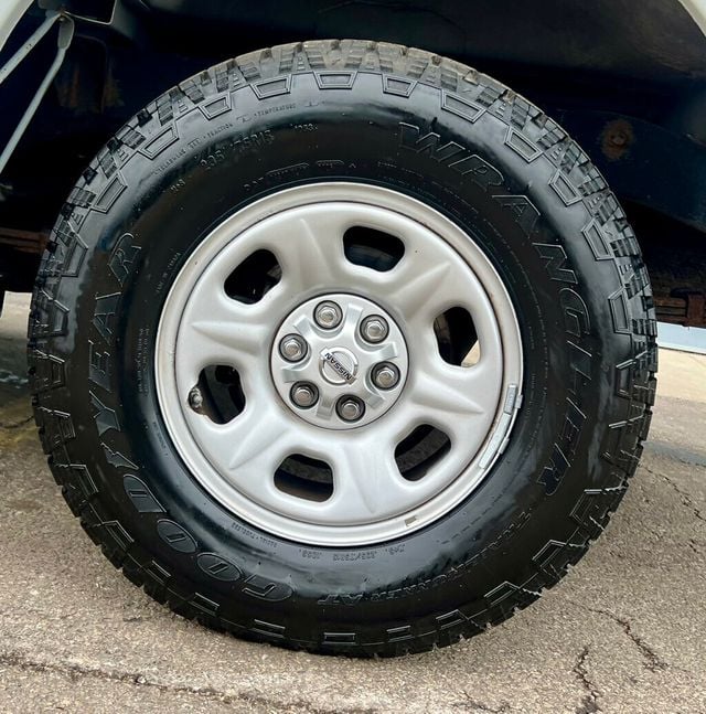 2015 Nissan Frontier 2WD King Cab I4 Automatic S - 22976920 - 22