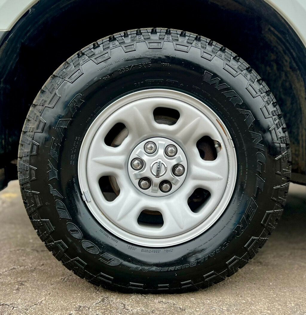 2015 Nissan Frontier 2WD King Cab I4 Automatic S - 22976920 - 23