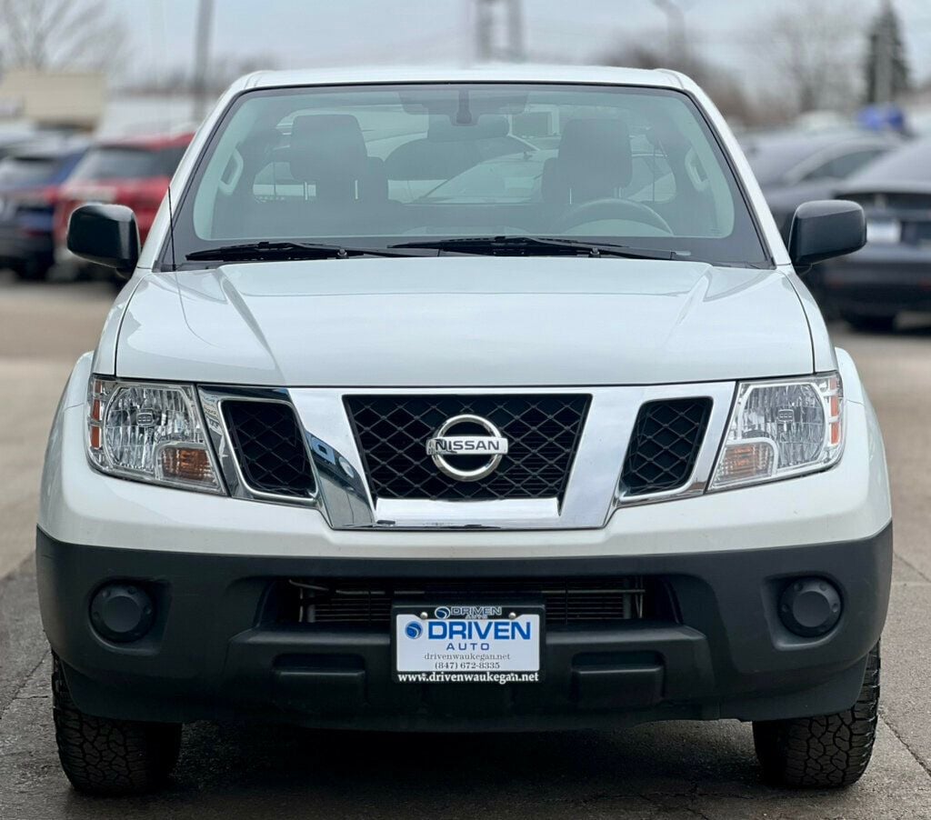 2015 Nissan Frontier 2WD King Cab I4 Automatic S - 22976920 - 30