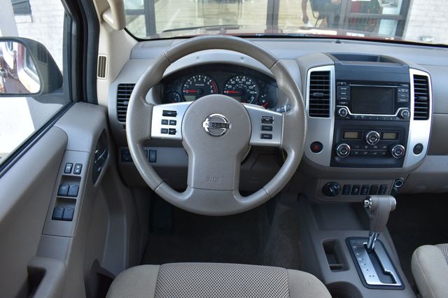2015 Nissan Frontier 4WD Crew Cab SWB Automatic SV - 23033383 - 23
