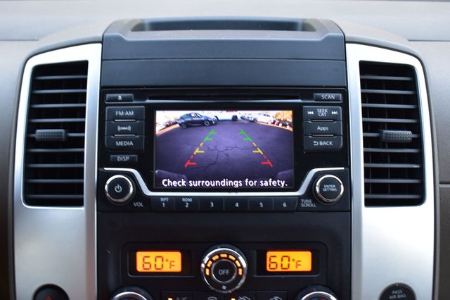 2015 Nissan Frontier 4WD Crew Cab SWB Automatic SV - 23033383 - 30