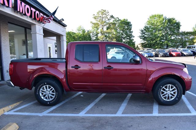 2015 Nissan Frontier 4WD Crew Cab SWB Automatic SV - 23033383 - 5