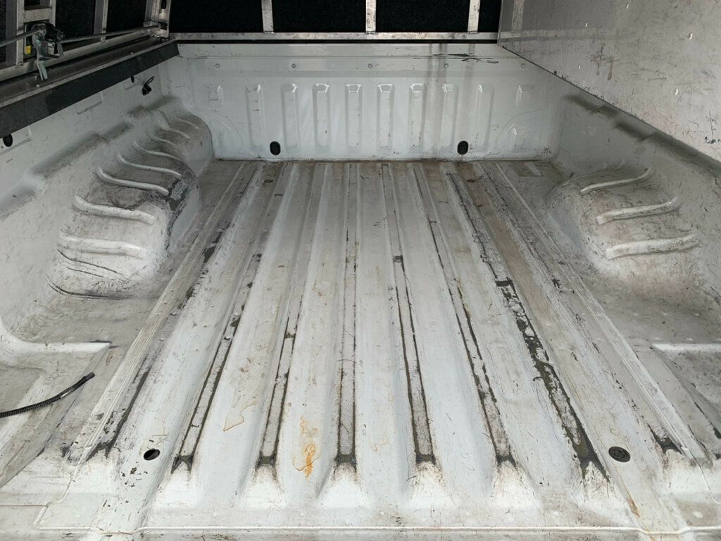 2015 Nissan Frontier 4WD King Cab Automatic SV - 23018233 - 14