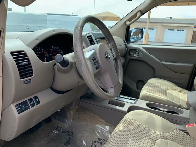 2015 Nissan Frontier 4WD King Cab Automatic SV - 23018233 - 29