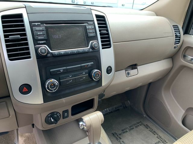 2015 Nissan Frontier 4WD King Cab Automatic SV - 23018233 - 33