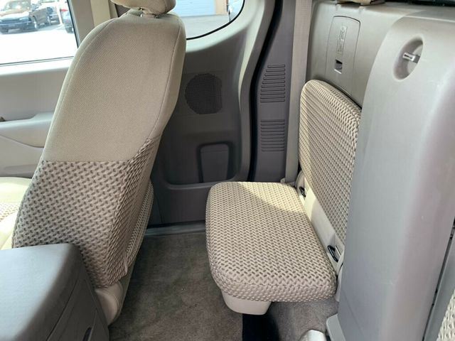 2015 Nissan Frontier 4WD King Cab Automatic SV - 23018233 - 37