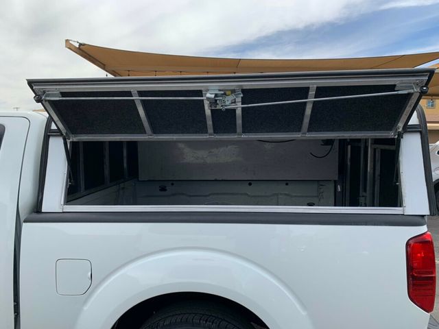 2015 Nissan Frontier 4WD King Cab Automatic SV - 23018233 - 3