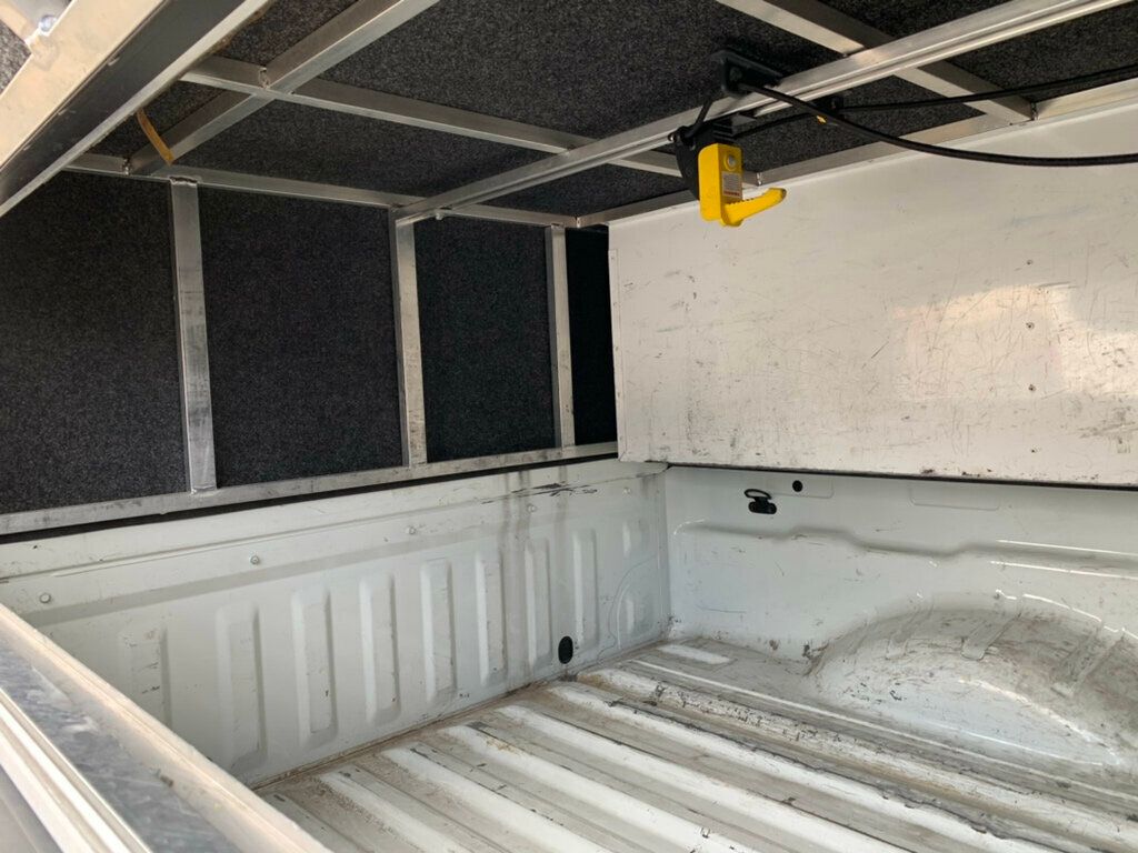 2015 Nissan Frontier 4WD King Cab Automatic SV - 23018233 - 5