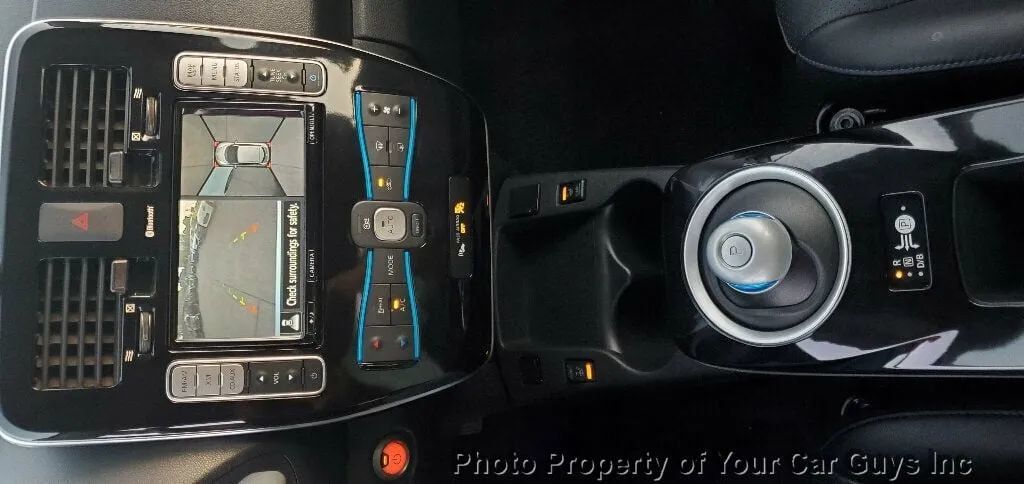 2015 Nissan Leaf  - 23091484 - 24