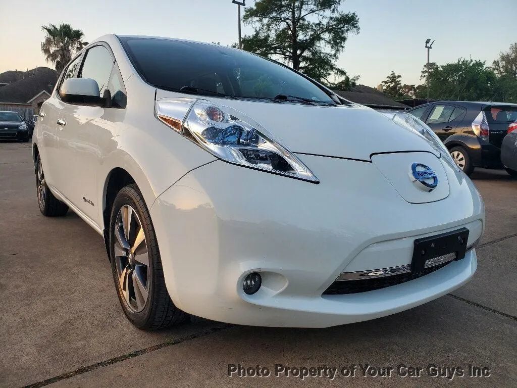 2015 Nissan Leaf  - 23091484 - 4
