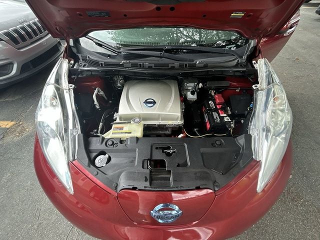 2015 Nissan Leaf 4dr Hatchback S - 23023730 - 10