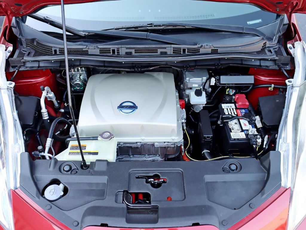 2015 Nissan Leaf 4dr Hatchback S - 22134348 - 28