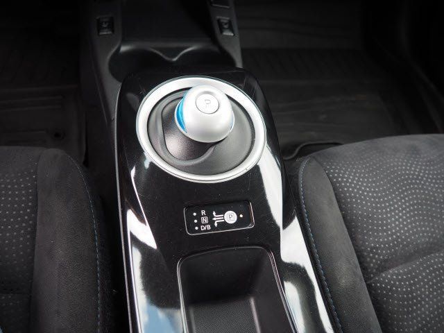 2015 Nissan Leaf 4dr Hatchback SV - 18528907 - 10