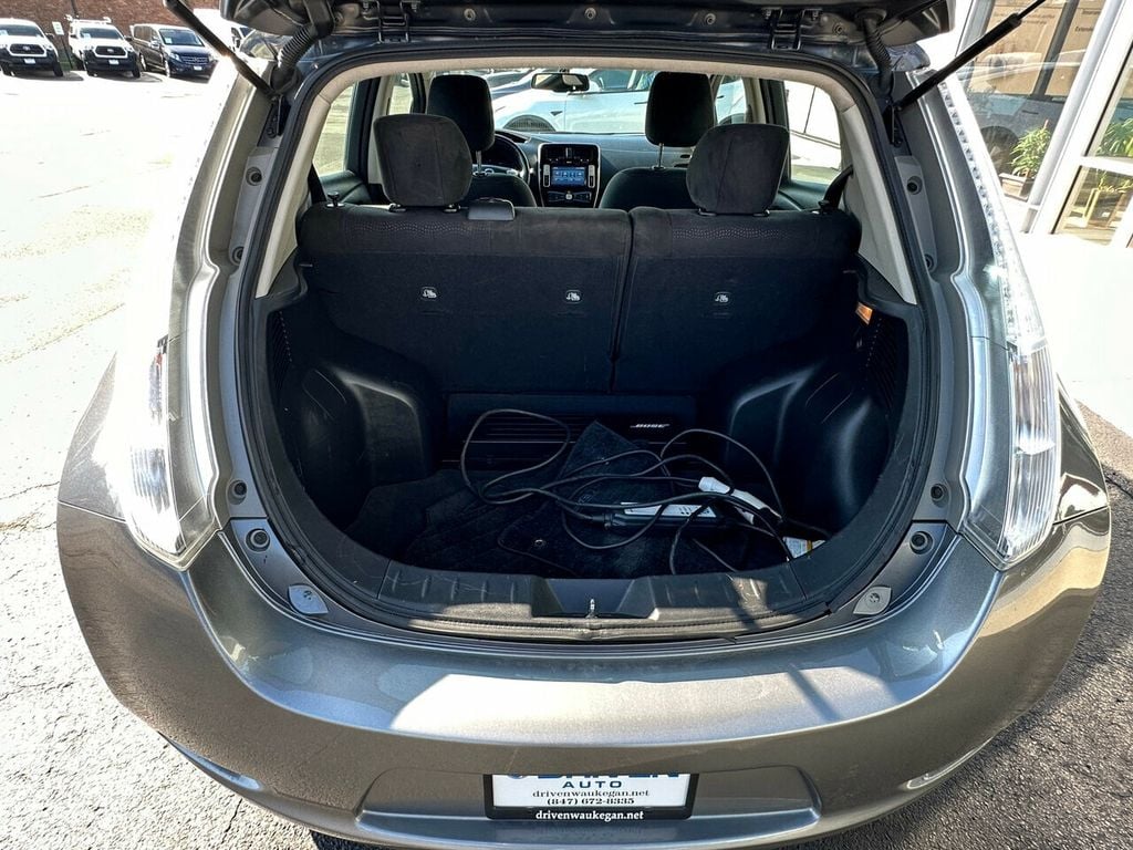 2015 Nissan Leaf 4dr Hatchback SV - 22115548 - 45