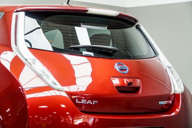 2015 Nissan Leaf 4dr Hatchback SV - 22927610 - 12