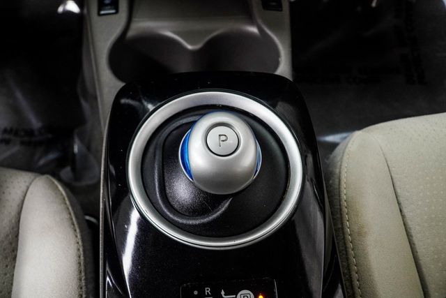 2015 Nissan Leaf 4dr Hatchback SV - 22927610 - 17