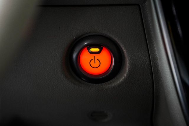 2015 Nissan Leaf 4dr Hatchback SV - 22927610 - 18