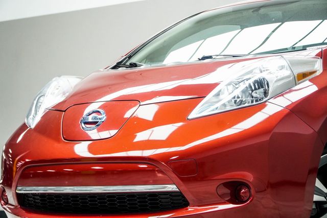 2015 Nissan Leaf 4dr Hatchback SV - 22927610 - 1