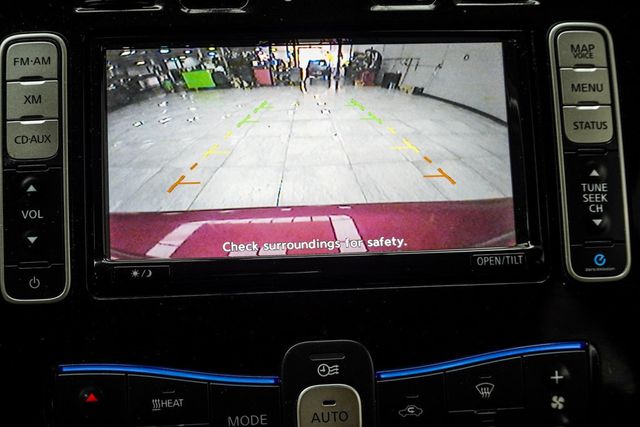 2015 Nissan Leaf 4dr Hatchback SV - 22927610 - 23