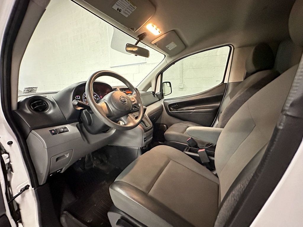 2015 Nissan NV200  - 22624664 - 17