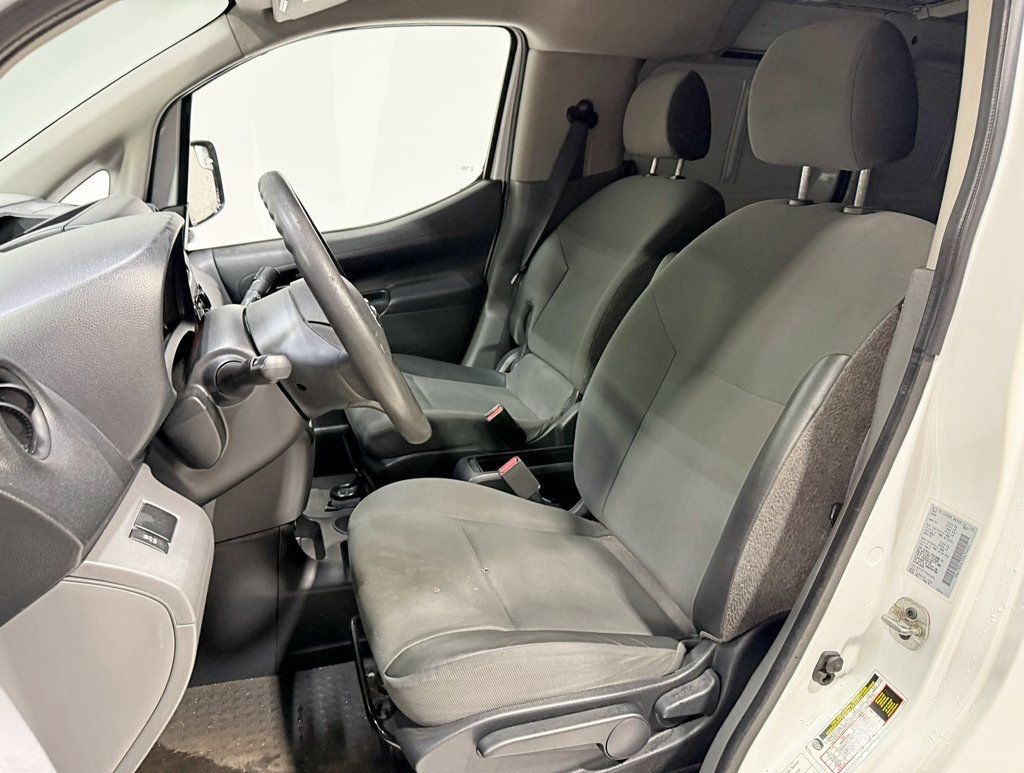 2015 Nissan NV200 I4 S - 22840126 - 17