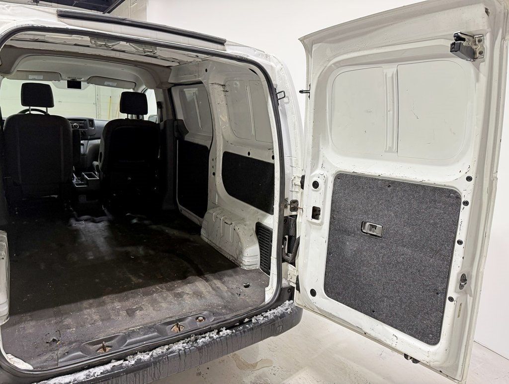 2015 Nissan NV200 I4 S - 22840126 - 23