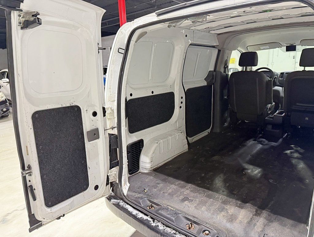 2015 Nissan NV200 I4 S - 22840126 - 24