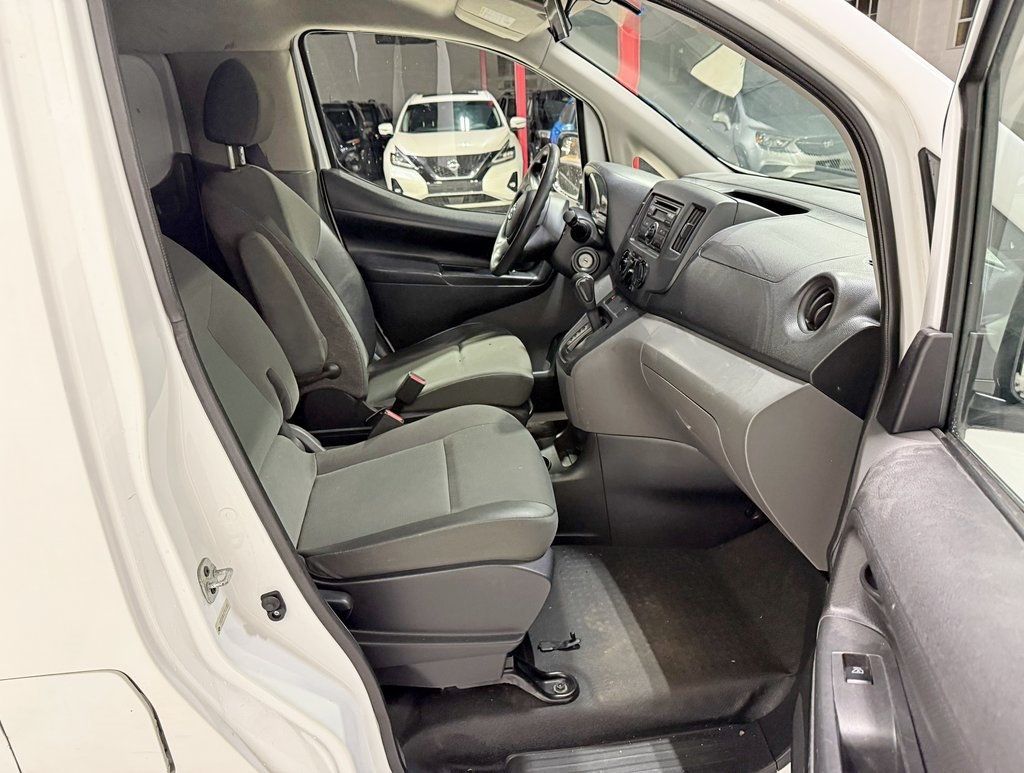 2015 Nissan NV200 I4 S - 22840126 - 27