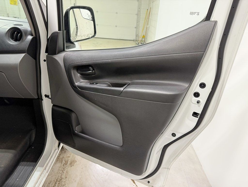 2015 Nissan NV200 I4 S - 22840126 - 28