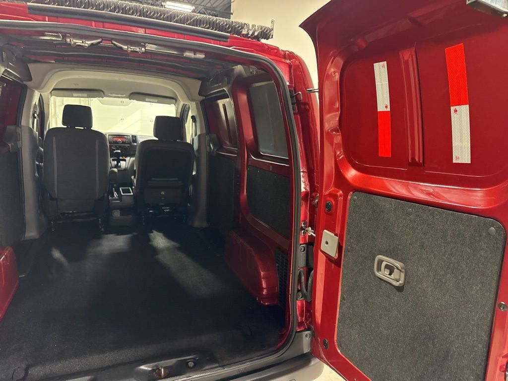 2015 Nissan NV200 I4 S - 22990939 - 26