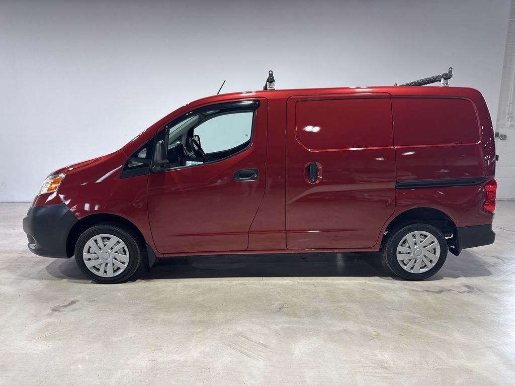 2015 Nissan NV200 I4 S - 22990939 - 3