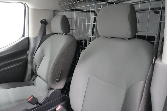 2015 Nissan NV200 I4 SV - 22999092 - 9