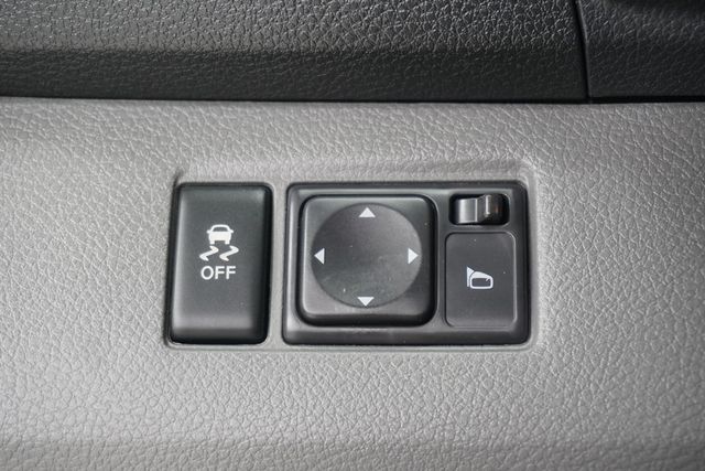 2015 Nissan NV200 I4 SV - 22999092 - 17