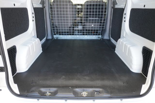 2015 Nissan NV200 I4 SV - 22999092 - 19
