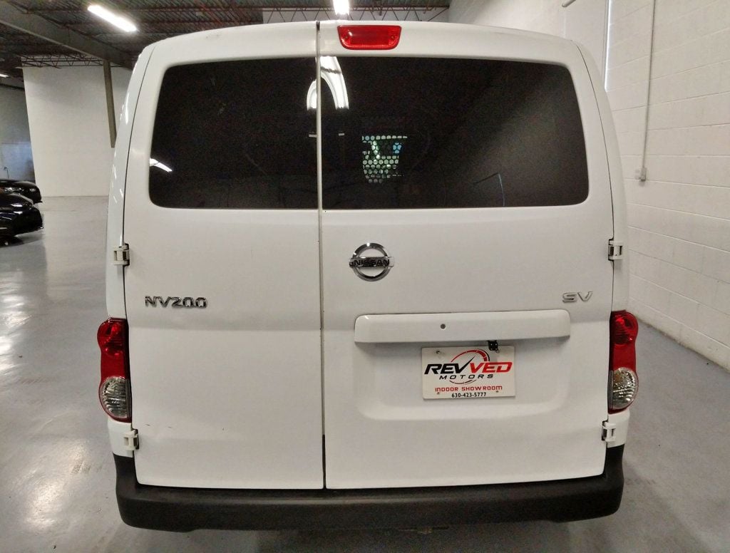 2015 Nissan NV200 I4 SV - 22542104 - 5