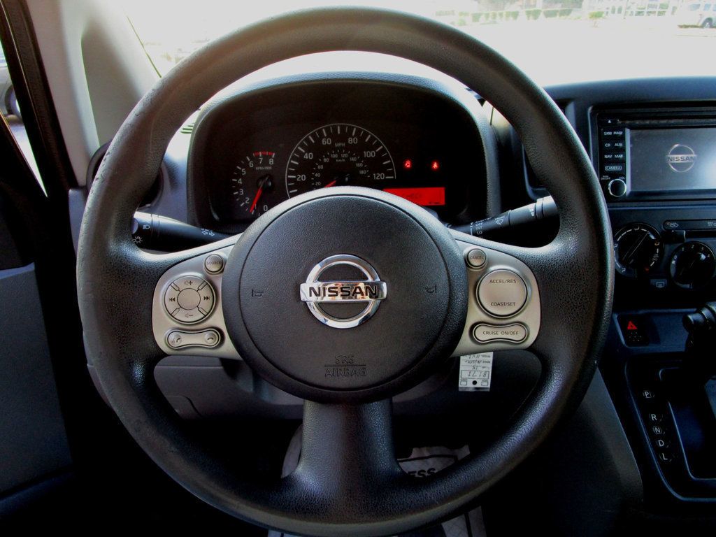 2015 Nissan NV200 SV photo 16