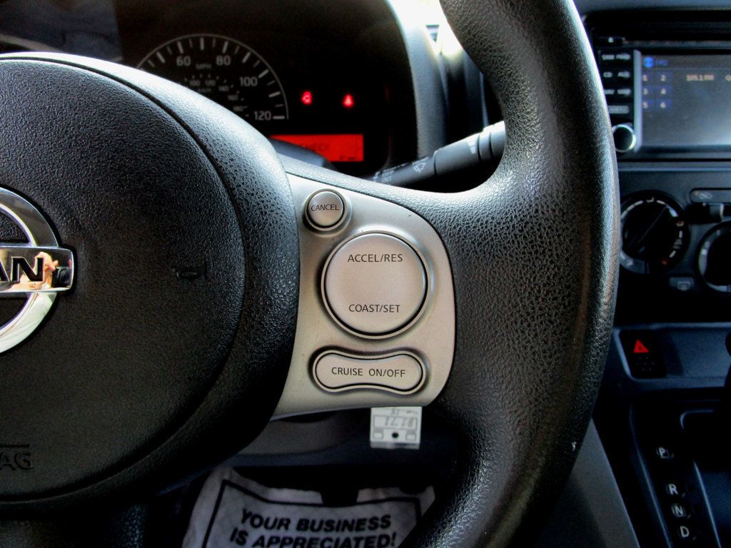 2015 Nissan NV200 SV photo 18