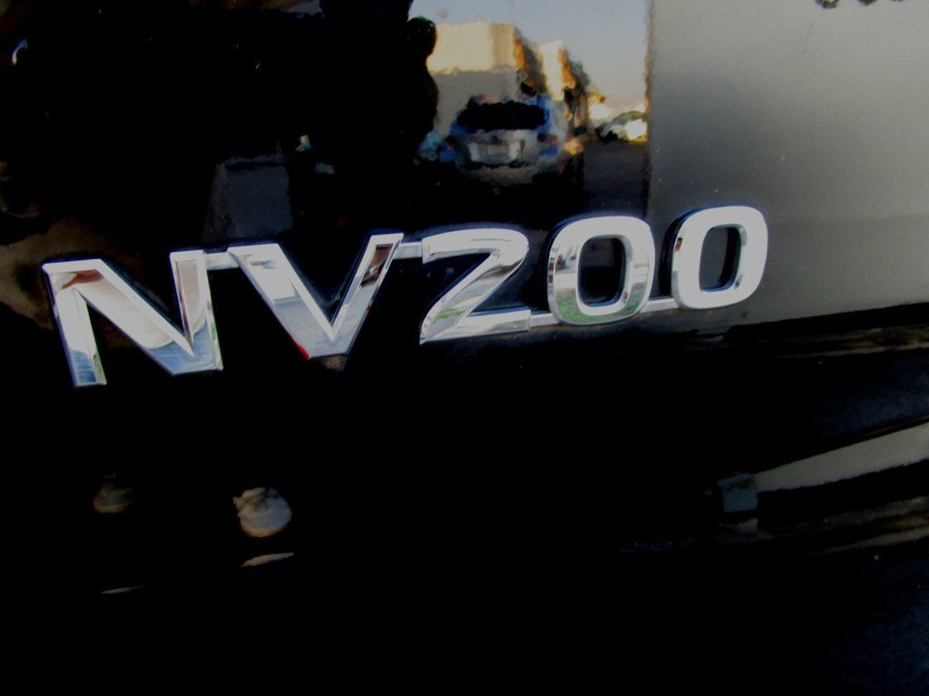 2015 Nissan NV200 SV photo 26