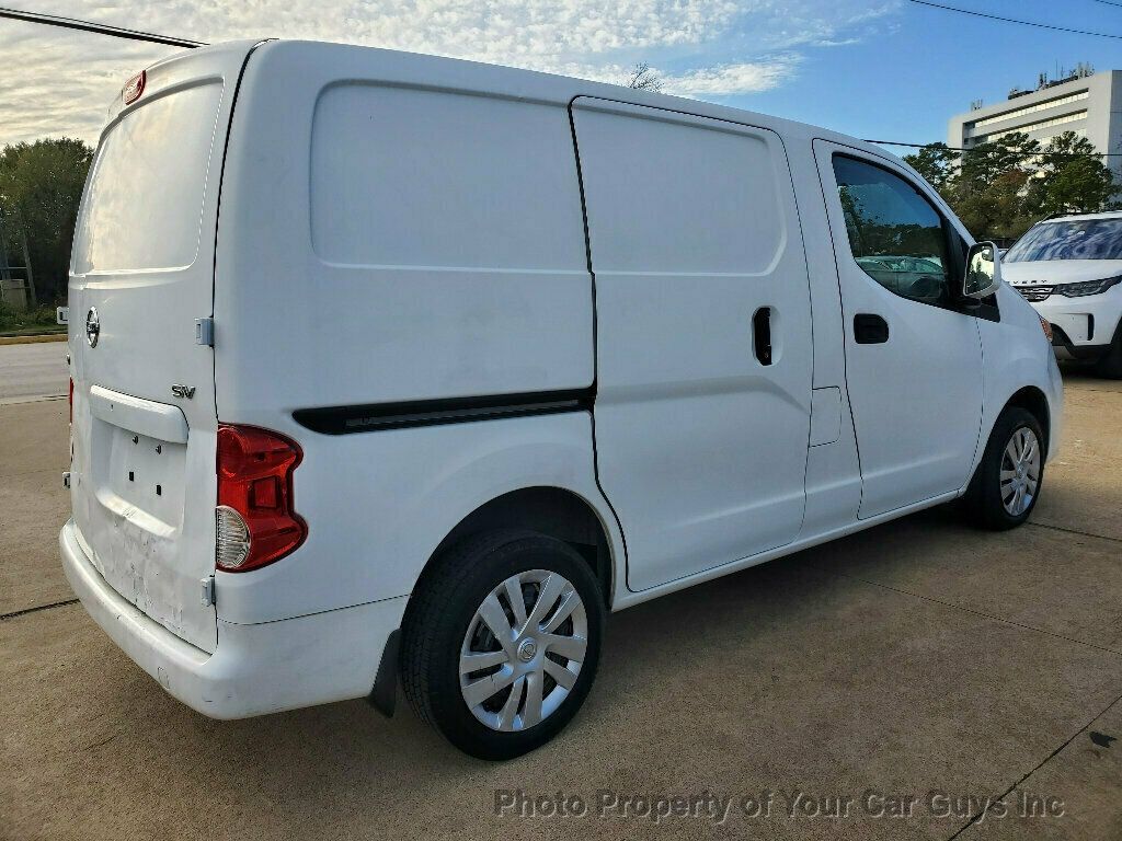 2015 Nissan NV200 I4 SV - 22973548 - 11
