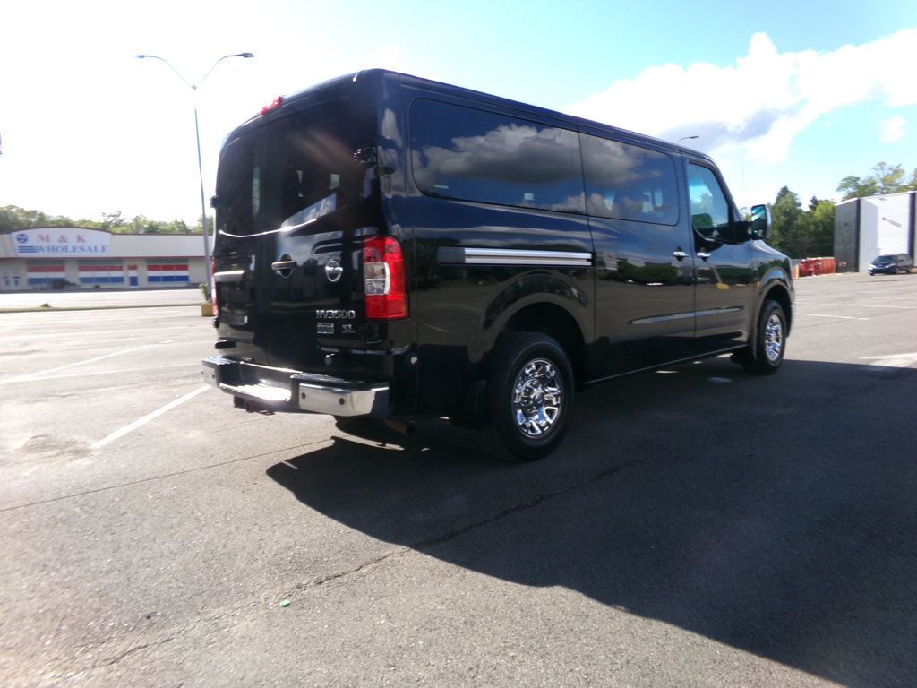 2015 Nissan NV3500 photo 6