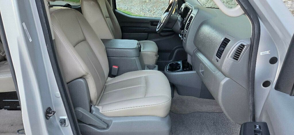 2015 Nissan NVP LOADED Tons of Space!  Leather!  Ready to Work!  615-300-6004 - 22923851 - 18