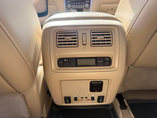 2015 Nissan Pathfinder PLATINUM (FAMILY ENTERTAINMENT PACKAGE $1700 VALUE!!!!) - 23099223 - 19