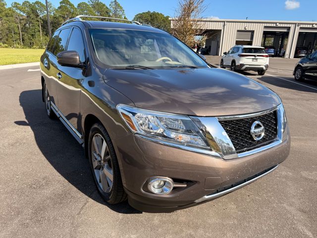 2015 Nissan Pathfinder PLATINUM (FAMILY ENTERTAINMENT PACKAGE $1700 VALUE!!!!) - 23099223 - 26