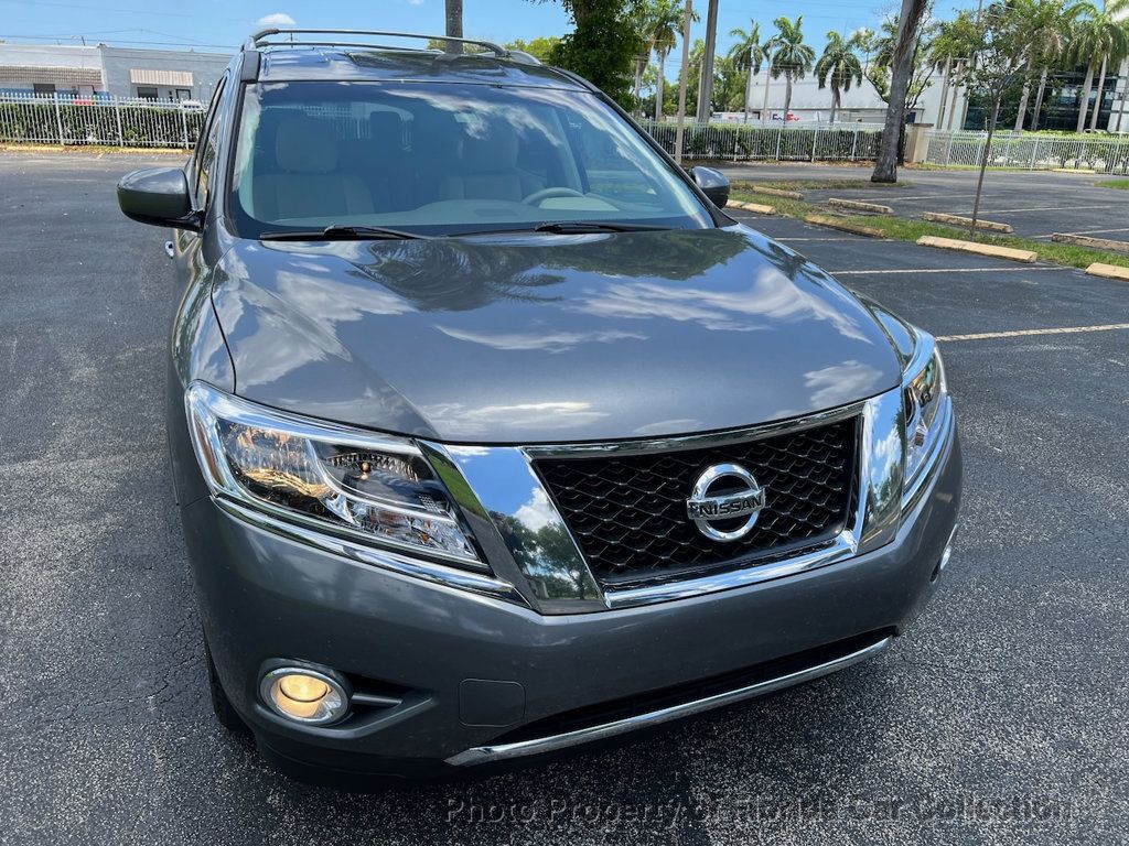 2015 Nissan Pathfinder SV FWD Third Row - 22412581 - 14