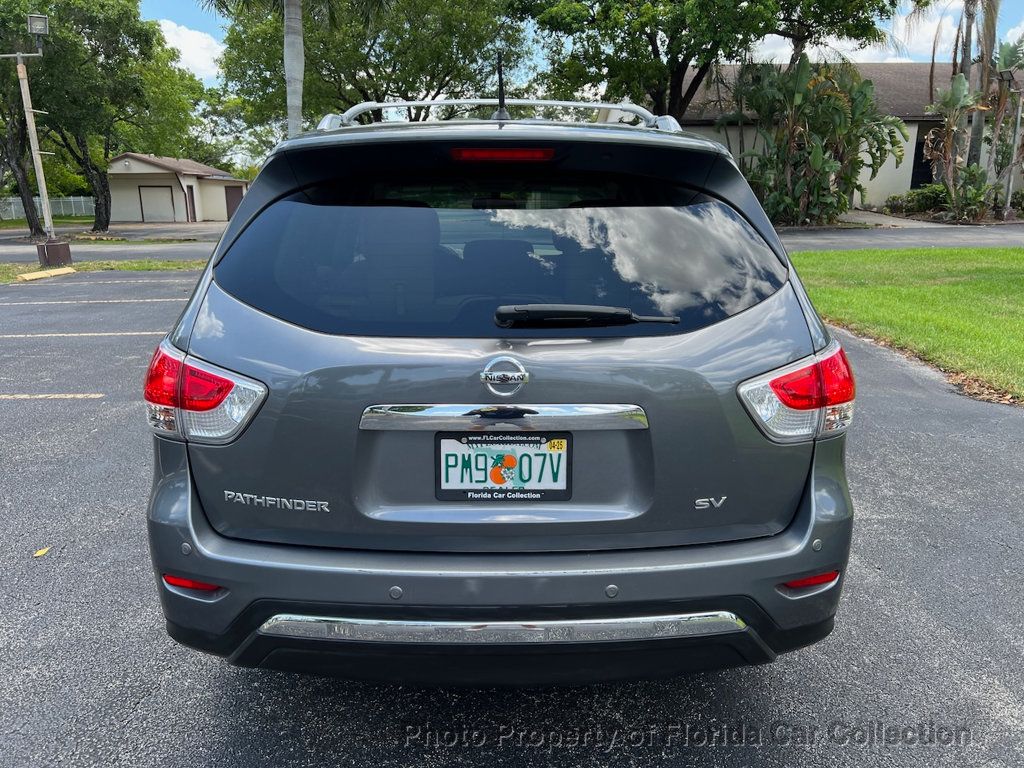 2015 Nissan Pathfinder SV FWD Third Row - 22412581 - 5