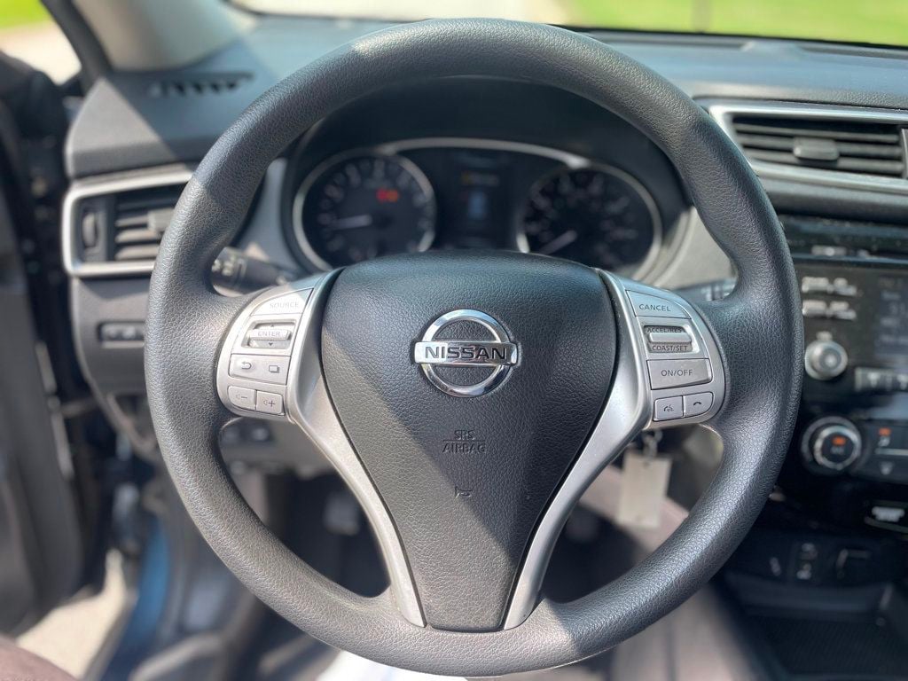 2015 Nissan Rogue AWD 4dr S - 23068789 - 18