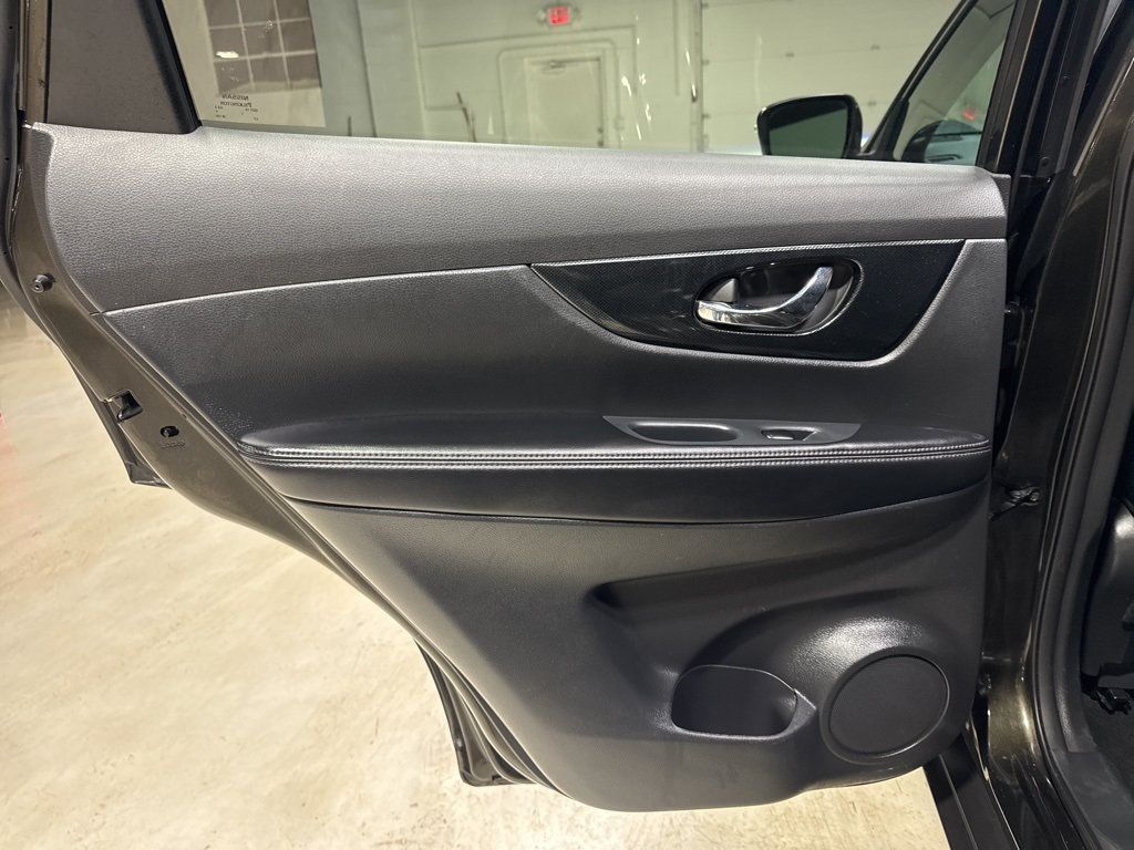 2015 Nissan Rogue AWD 4dr SL - 22965912 - 34